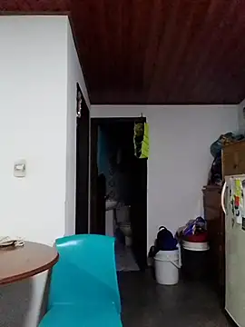 Snapshot of 1418edwar chatting on February 4, 1:11 am 1418edwar online show from February 4, 1:11 am