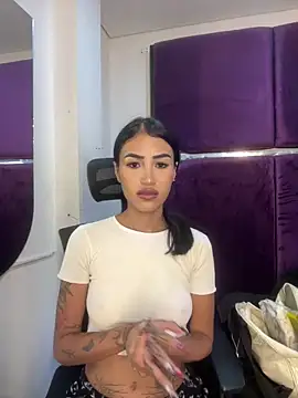 Cassie howard  online show from February 18, 3:42 am