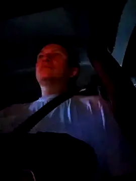 Snapshot of Bombi22 chatting on March 6, 11:42 pm Bombi22 online show from March 6, 11:42 pm