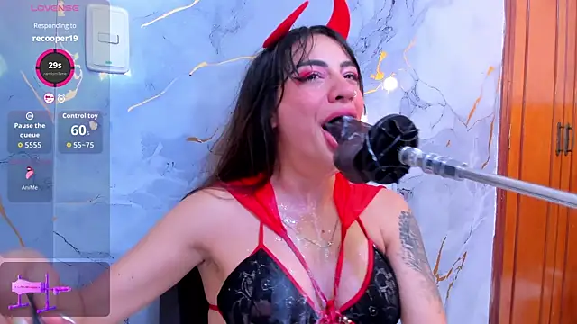 violett collins  online show from October 5, 1:48 am