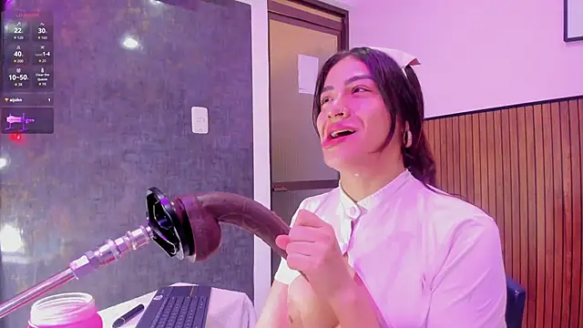 violett collins  online show from February 20, 4:31 am