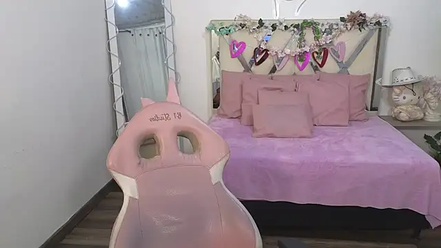 kittystart tay online show from March 7, 7:05 pm