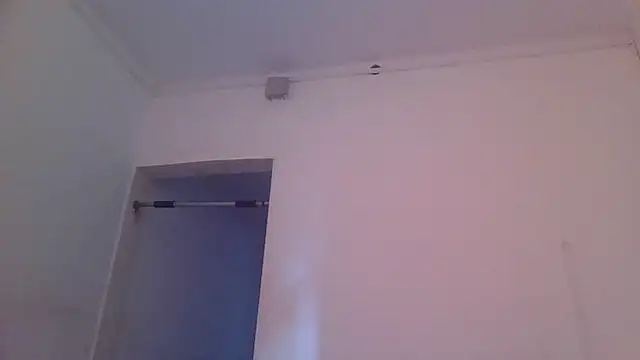 Snapshot of lunaxxxtreme chatting on January 23, 1:35 pm lunaxxxtreme online show from January 23, 1:35 pm