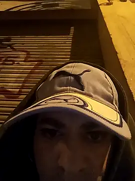 Snapshot of lunaxxxtreme chatting on February 25, 12:14 am lunaxxxtreme online show from February 25, 12:14 am