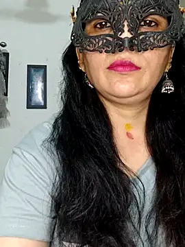 Snapshot of sexy_bhabhi69 chatting on June 11, 8:23 am sexy bhabhi69 online show from June 11, 8:23 am