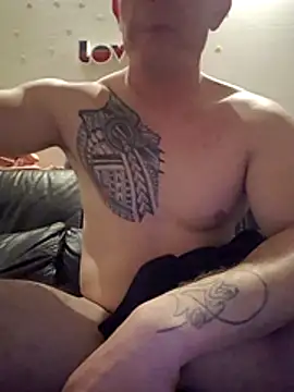 jourdinio13 online show from February 5, 4:55 pm