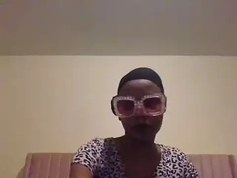 NastyBlackslaveGirl online show from January 4, 11:38 pm