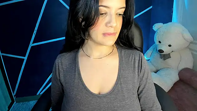 Snapshot of milufontier chatting on December 31, 3:12 am milufontier online show from December 31, 3:12 am