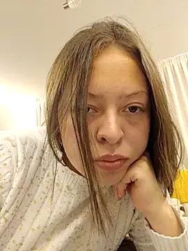 Snapshot of Selene_Amari chatting on July 10, 7:27 pm Selene Amari online show from July 10, 7:27 pm