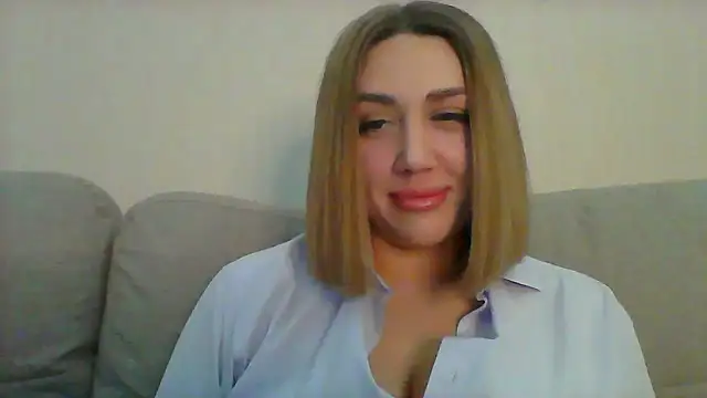 Snapshot of VickyLove047 chatting on December 23, 7:06 am VickyLove047 online show from December 23, 7:06 am