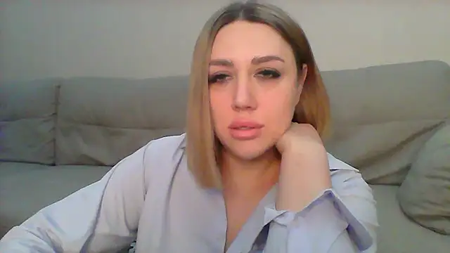 Snapshot of VickyLove047 chatting on January 13, 8:05 am VickyLove047 online show from January 13, 8:05 am