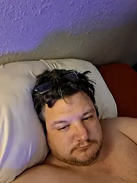 Snapshot of funsexgames chatting on March 13, 6:31 am funsexgames online show from March 13, 6:31 am