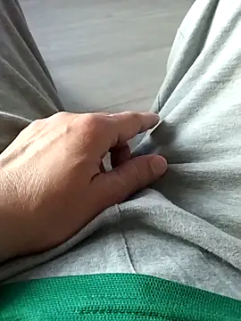 Dannydy2015 online show from January 28, 1:39 am