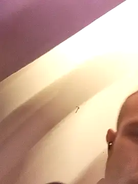 Snapshot of Auntiestoy chatting on December 16, 8:30 am Auntiestoy online show from December 16, 8:30 am