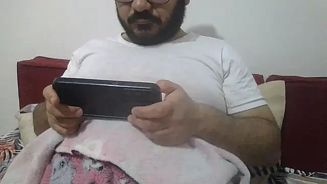 UrfavSlaveBitch online show from March 9, 6:23 pm