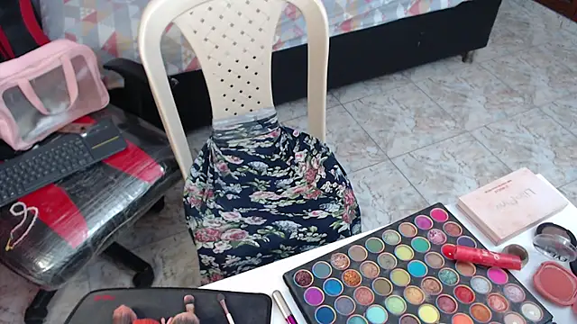 CassandraBaby  online show from January 28, 2:31 pm