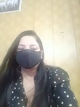 Snapshot of hornycoupleJandS chatting on May 31, 6:42 pm hornycoupleJandS online show from May 31, 6:42 pm