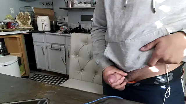 Snapshot of meximaloo1 chatting on October 27, 7:40 pm meximaloo1 online show from October 27, 7:40 pm