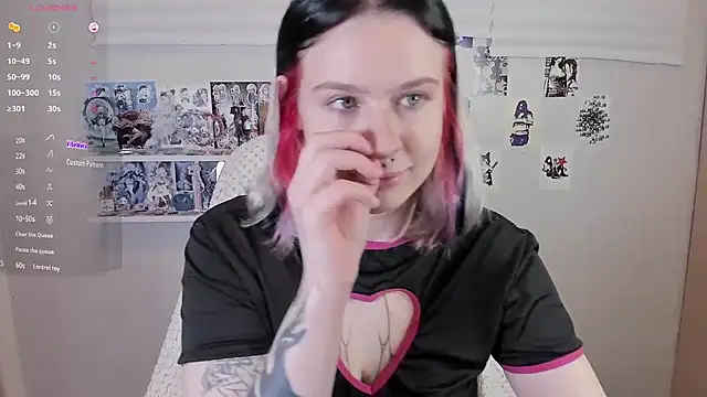 Snapshot of tender_kiitty chatting on November 7, 2:50 pm tender kiitty online show from November 7, 2:50 pm