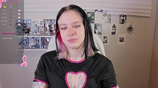 Snapshot of tender_kiitty chatting on November 22, 3:00 pm tender kiitty online show from November 22, 3:00 pm