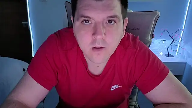 Snapshot of JasonJacks chatting on May 3, 5:24 am JasonJacks online show from May 3, 5:24 am