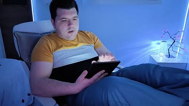 Snapshot of JasonJacks chatting on May 6, 3:46 am JasonJacks online show from May 6, 3:46 am