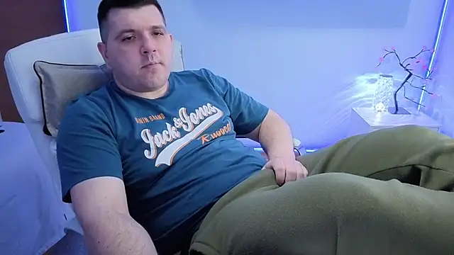 Snapshot of JasonJacks chatting on May 16, 4:31 am JasonJacks online show from May 16, 4:31 am