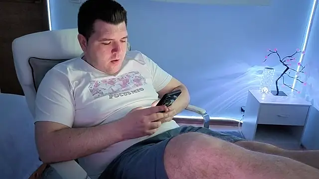 Snapshot of JasonJacks chatting on June 4, 4:07 am JasonJacks online show from June 4, 4:07 am