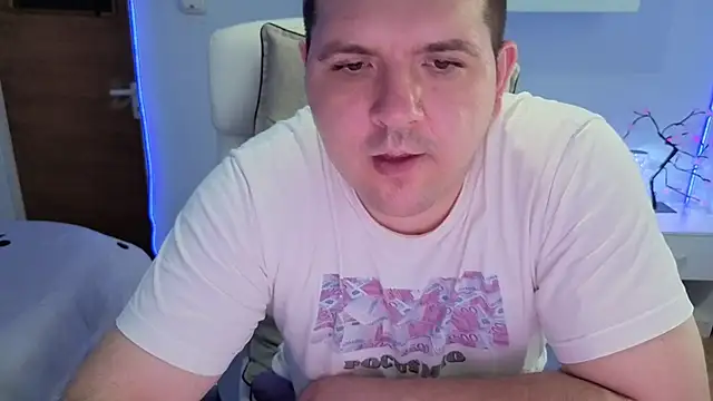 Snapshot of JasonJacks chatting on June 27, 12:44 pm JasonJacks online show from June 27, 12:44 pm