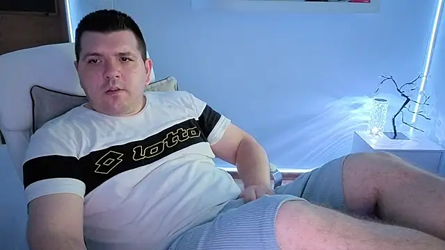 Snapshot of JasonJacks chatting on June 30, 3:51 am JasonJacks online show from June 30, 3:51 am