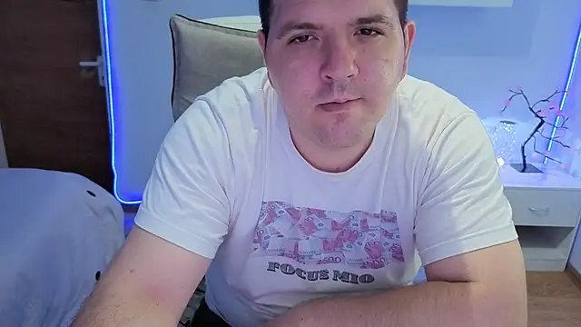 Snapshot of JasonJacks chatting on July 3, 3:57 am JasonJacks online show from July 3, 3:57 am