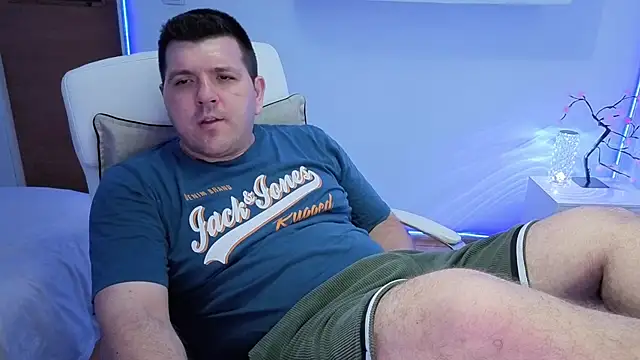 Snapshot of JasonJacks chatting on July 3, 6:36 pm JasonJacks online show from July 3, 6:36 pm
