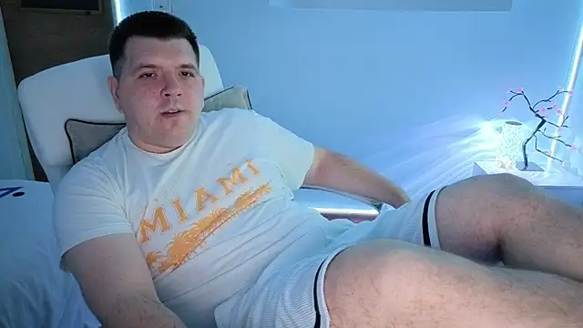 Snapshot of JasonJacks chatting on July 25, 3:15 am JasonJacks online show from July 25, 3:15 am