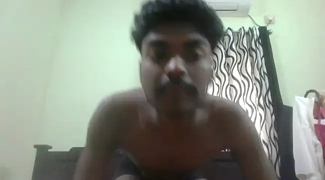 Snapshot of funcracker chatting on February 2, 3:10 am funcracker online show from February 2, 3:10 am