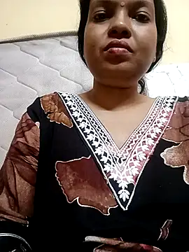 sunita-doll online show from January 13, 6:13 pm