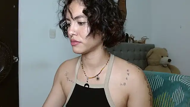 Sexy Lia  online show from June 18, 3:07 am