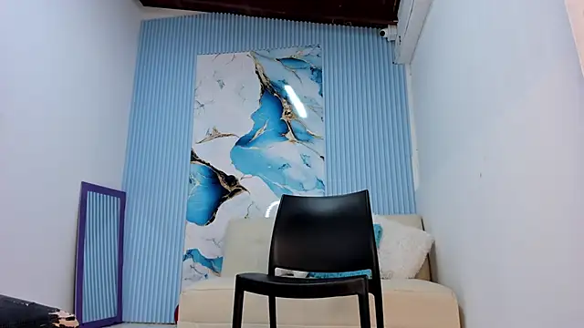 Danniela18  online show from March 7, 9:59 pm