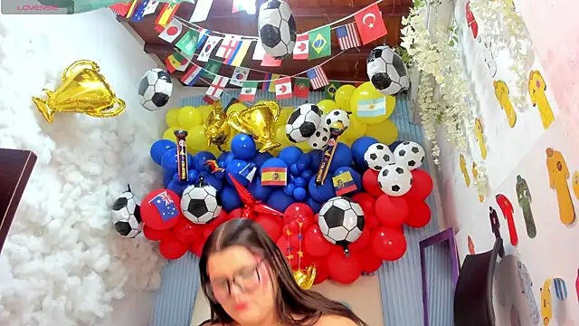 Danniela18  online show from July 13, 11:46 am
