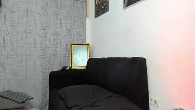 Snapshot of vincent_carusso94 chatting on October 29, 4:09 pm vincent carusso94 online show from October 29, 4:09 pm