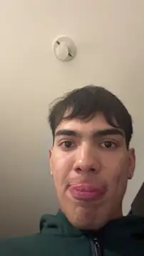 snakeeboy online show from March 10, 3:00 am