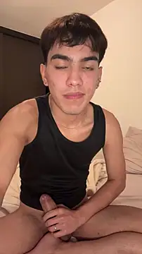 snakeeboy online show from March 17, 2:27 am