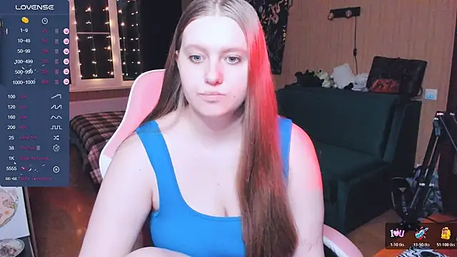 Snapshot of Alice_Dreamgirl_ chatting on November 30, 1:59 pm Alice Dreamgirl online show from November 30, 1:59 pm