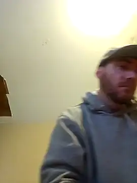 Huntzg23 online show from February 18, 8:49 pm