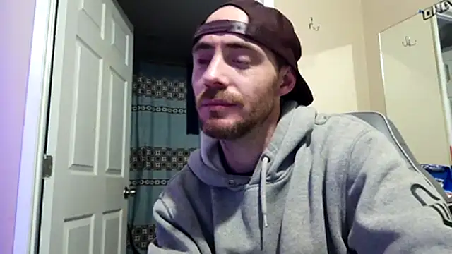 Huntzg23 online show from April 26, 5:49 am