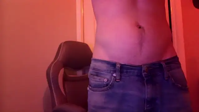 Huntzg23 online show from April 28, 5:45 am