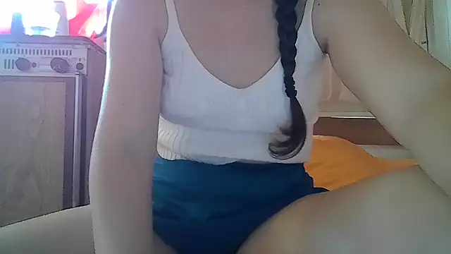 Snapshot of Eleni_Pappa chatting on May 26, 12:23 pm Eleni Pappa online show from May 26, 12:23 pm