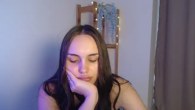 IrinaShayk18 online show from January 3, 12:08 pm