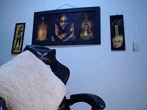 NikolSexyHot online show from June 10, 7:24 pm