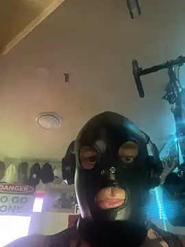 kinkycdslutsv online show from February 9, 2:28 am