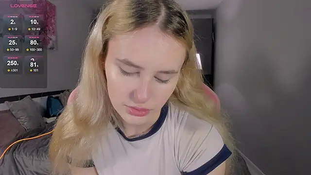 Molly Toads online show from January 21, 6:12 pm